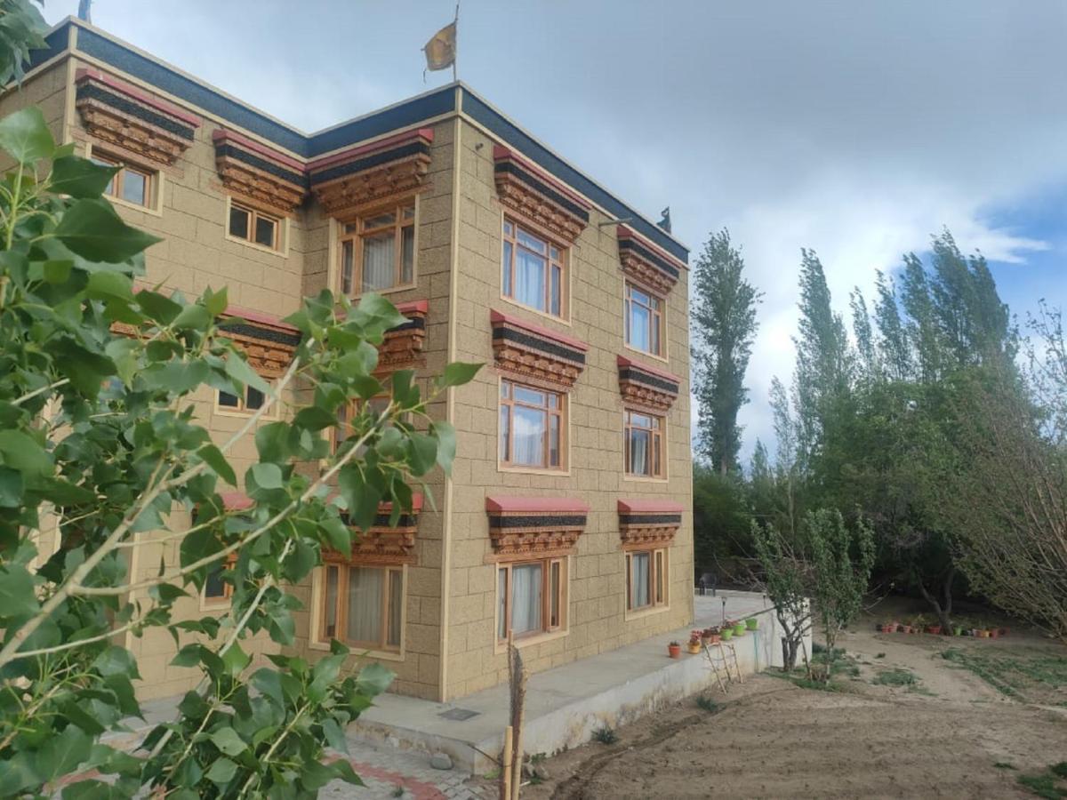 Hotel Alpine Ladakh Leh Extérieur photo