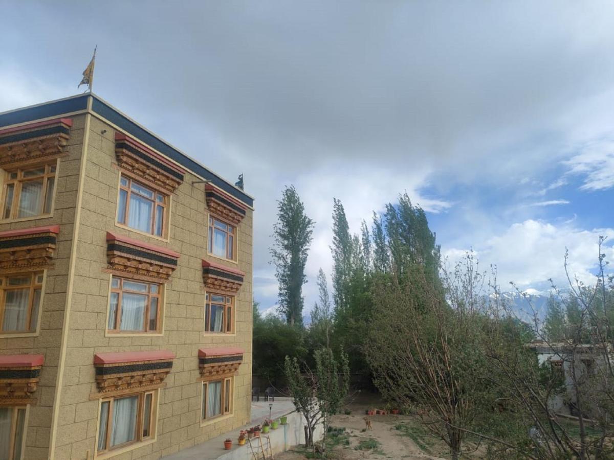 Hotel Alpine Ladakh Leh Extérieur photo